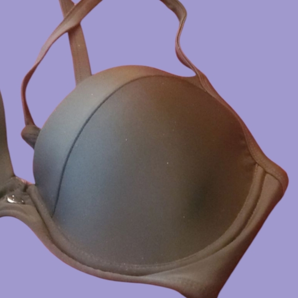 VENUS Black Bikini Top. 36D - Picture 3 of 5